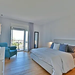 Couette-café Luxury Casa Di Joy In, Cefalù